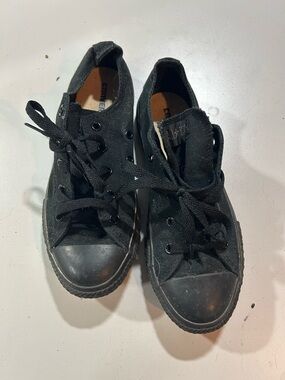 Black Kids Converse All Stars size 3